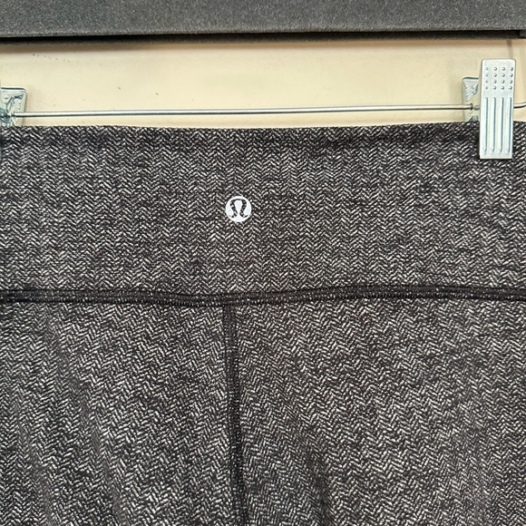 Lululemon Wunder Under Low-Rise Tight 28"
Herringbone Heathered Black - Picture 7 of 8